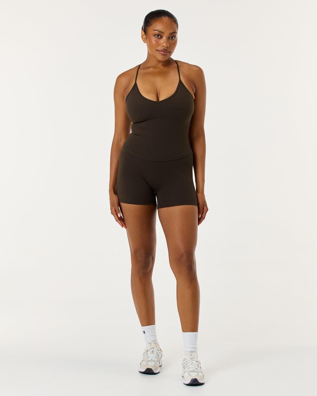 Form Invisible Scrunch Shorts 4" | Dark Chocolate