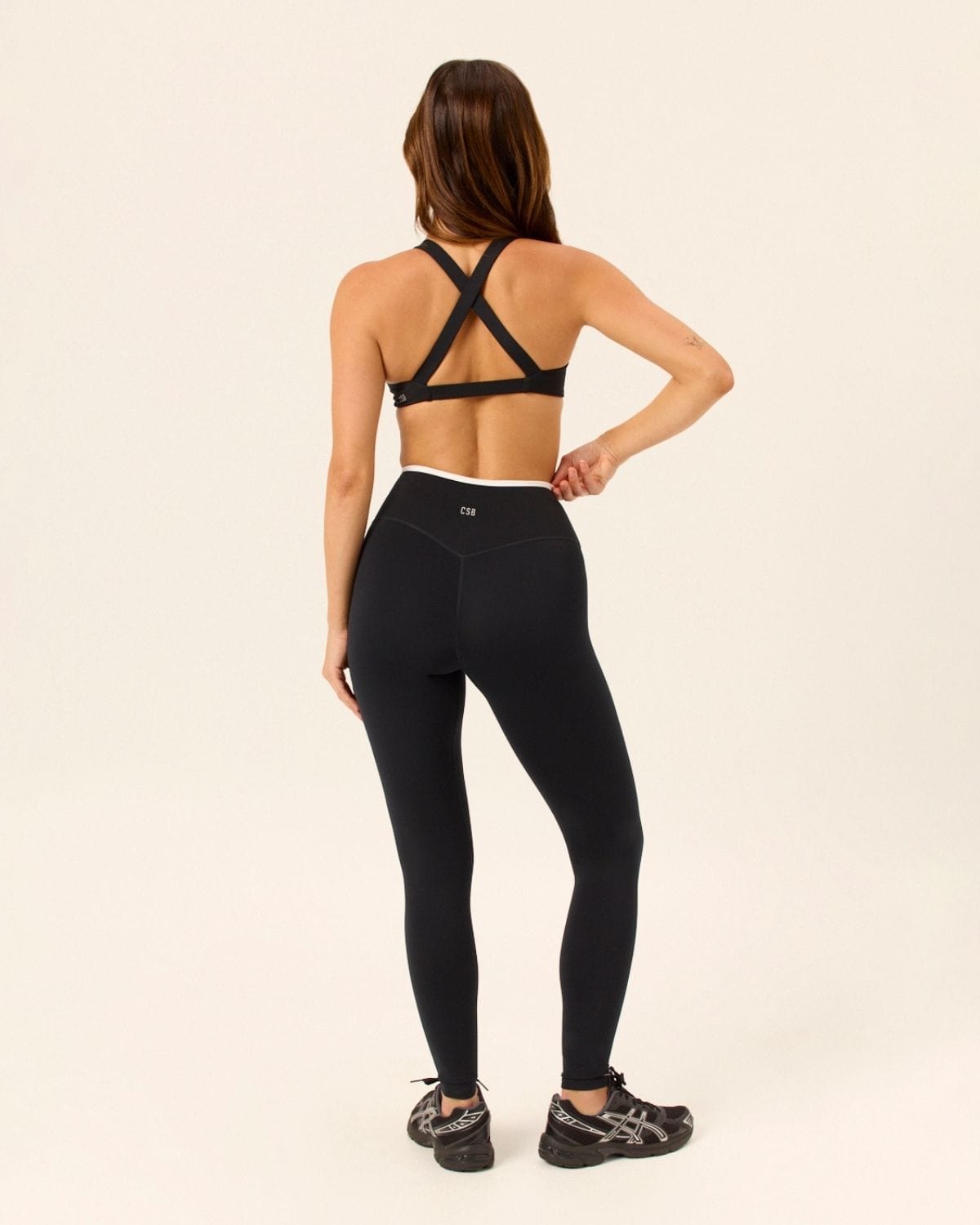 Serenity Dip Leggings | Black Two Tone