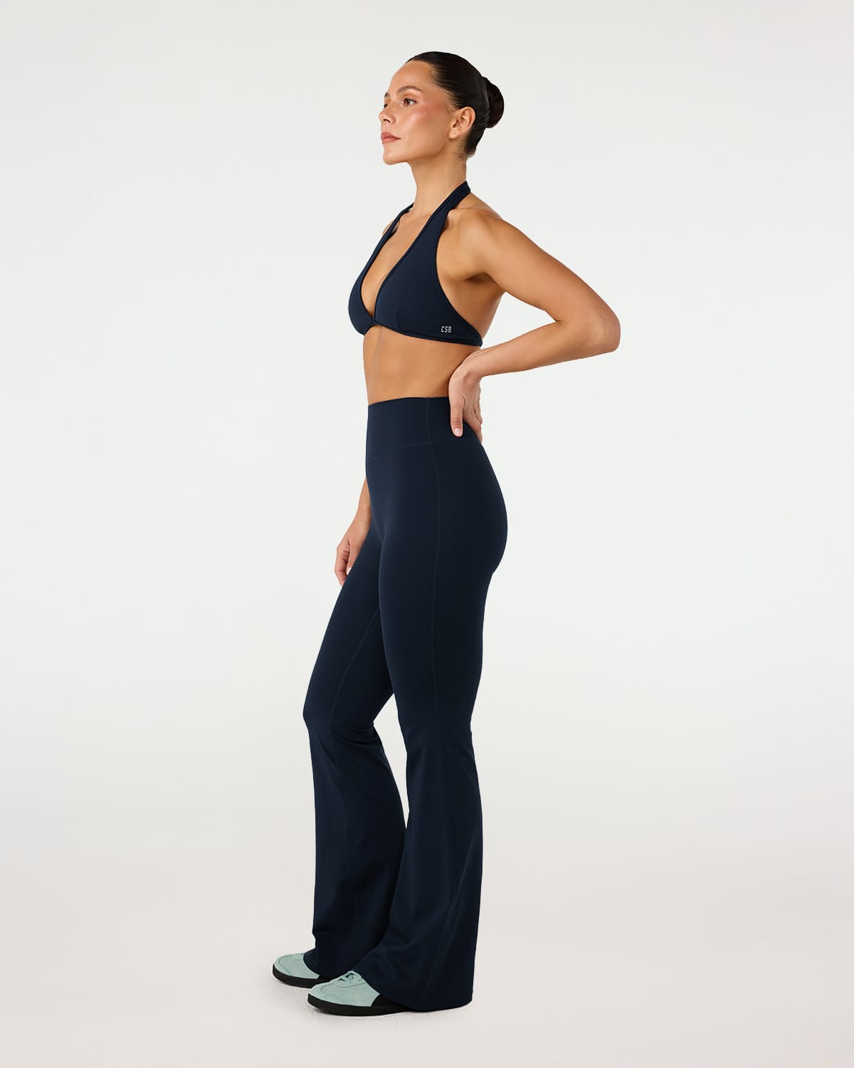 Form Invisible Scrunch Flare Leggings | Deep Navy