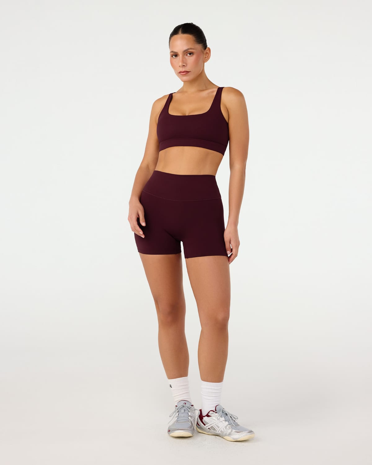 Serenity Soft Invisible Scrunch Shorts 4" | Wine