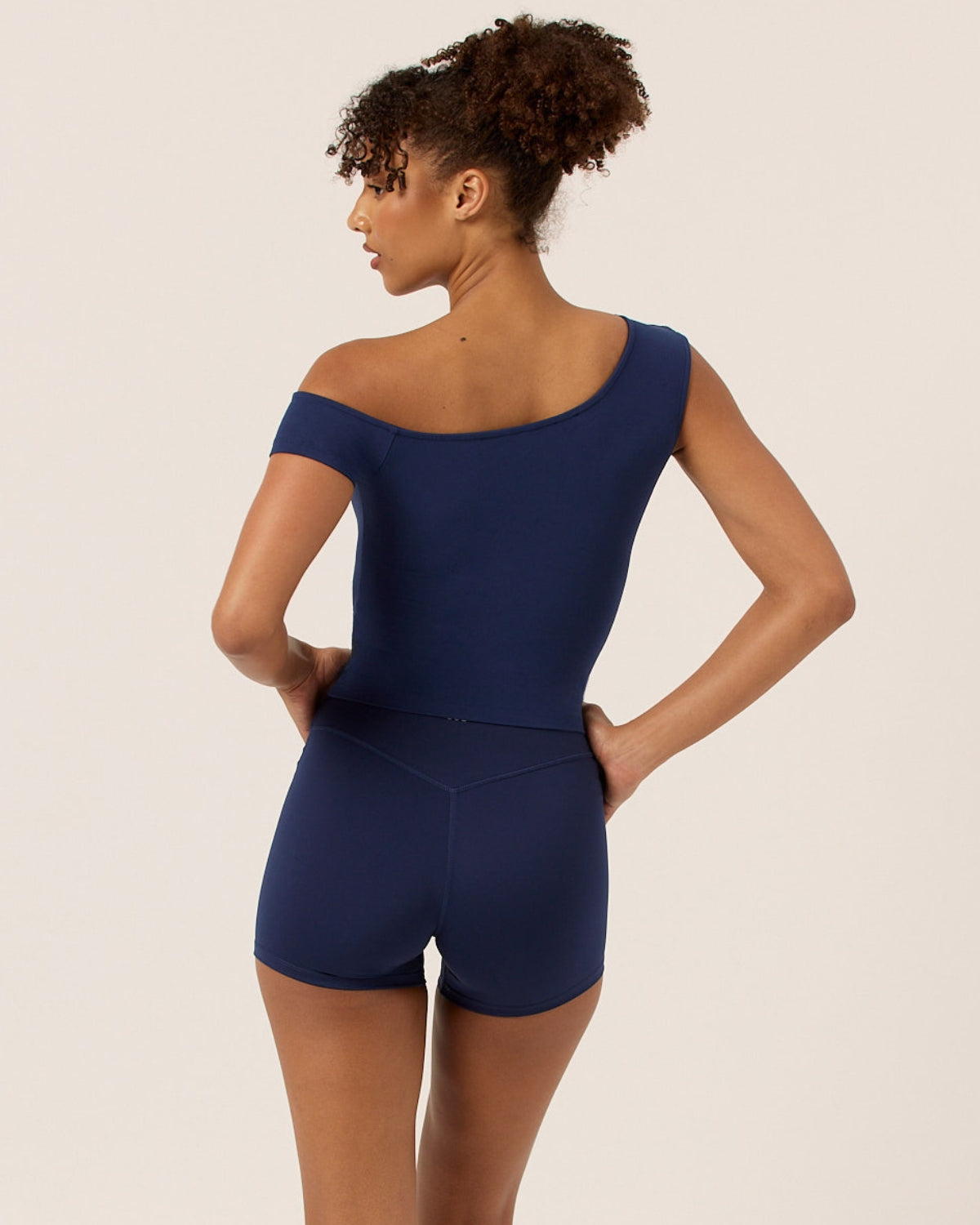 Serenity Shorts 4" | Navy