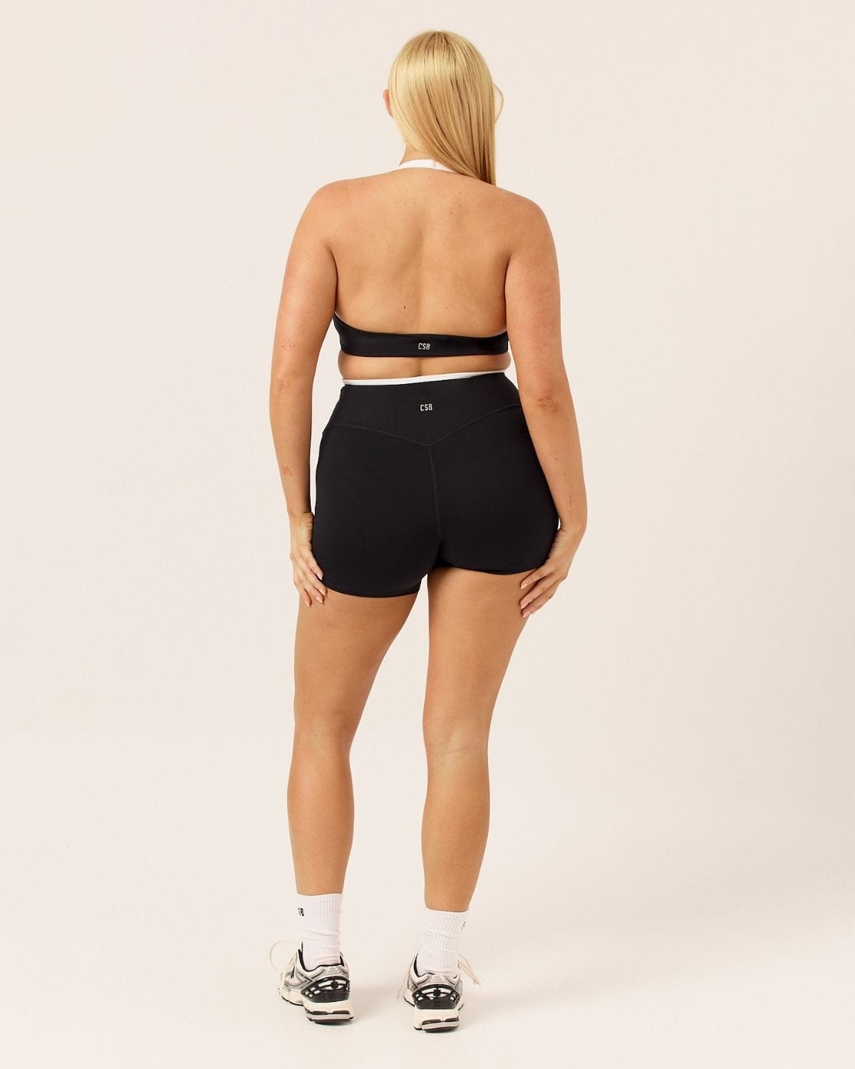 Serenity Dip Shorts 4" | Black Two Tone